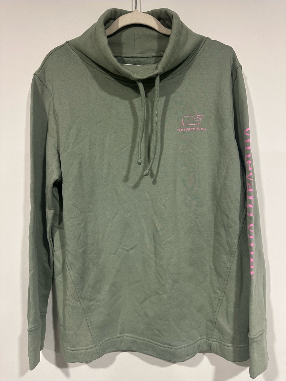 NWT Vineyard Vines Sweatshirt Women's Sage Olive Funnel Neck Pullover Pink Logo